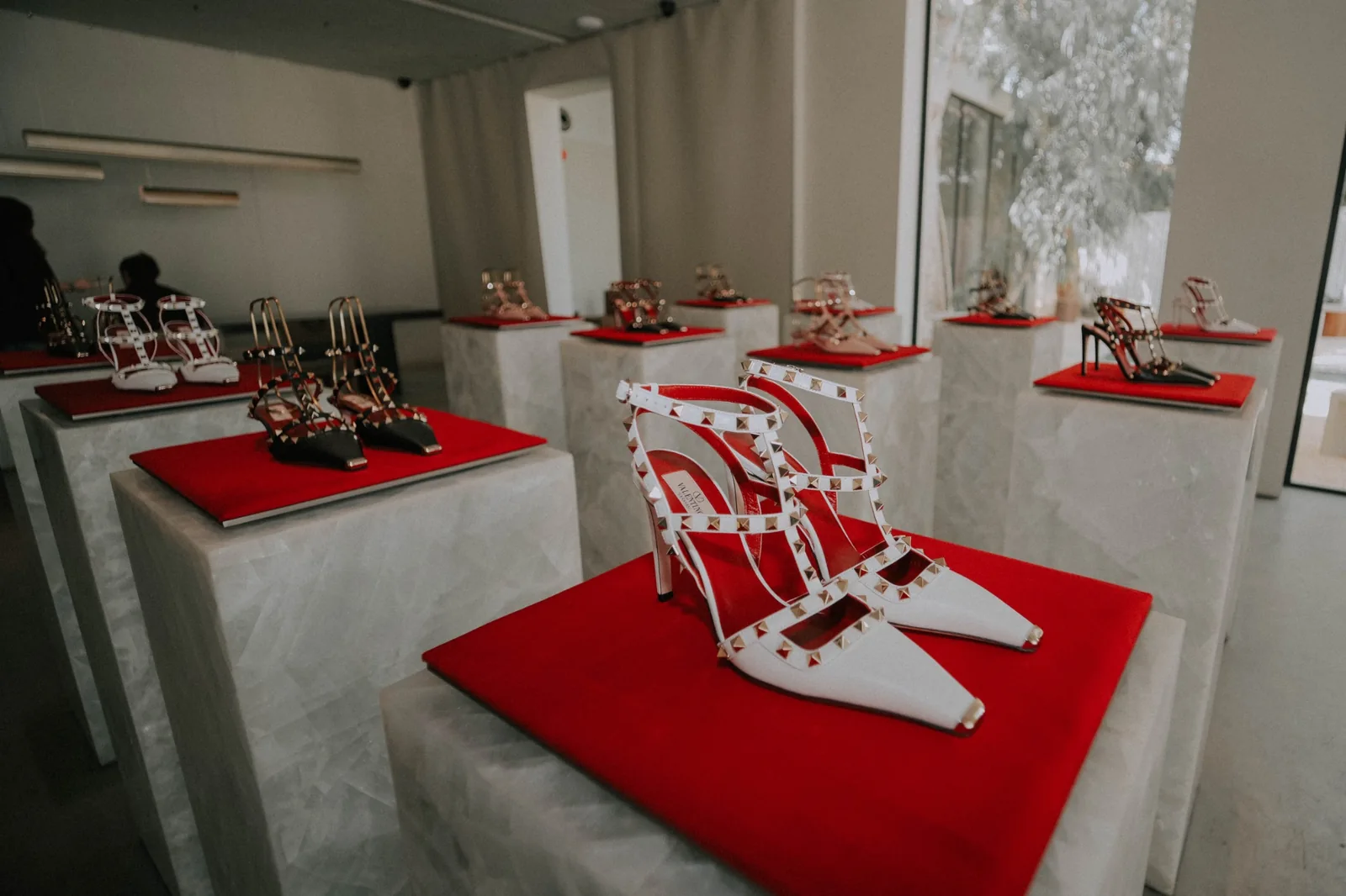 Valentino — Product Display